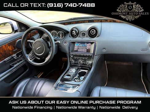 Used 2013 Jaguar XJ RWD image 15