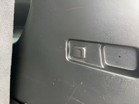 Used 2023 GMC Acadia Denali w/ Denali Technology Package AWD/4WD image 40