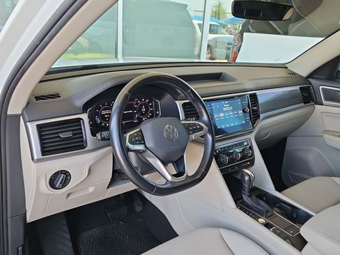 Used 2021 Volkswagen Atlas SEL FWD image 10