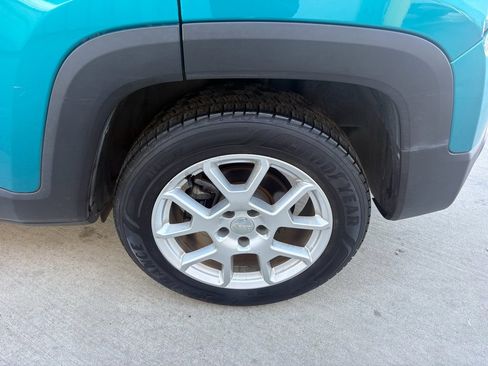 Used 2020 Jeep Renegade Latitude image 30