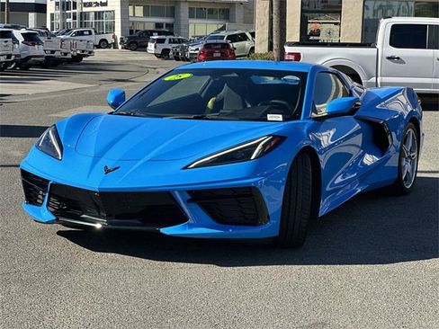 Used 2025 Chevrolet Corvette Stingray Convertible w/ 1LT image 8