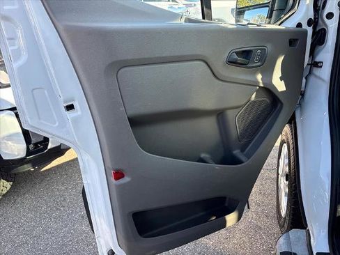 Used 2024 Ford Transit 250 Low Roof w/ Exterior Upgrade Package image 19