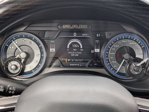 Used 2022 RAM 1500 Limited RWD image 18