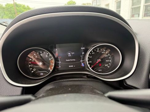 Used 2020 Jeep Compass Limited FWD image 13