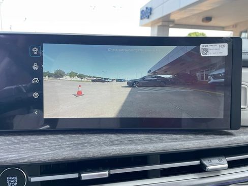 Used 2025 Hyundai Santa Fe Calligraphy AWD/4WD image 25