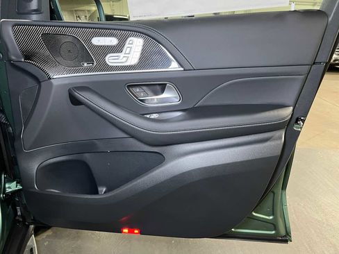 New 2026 Mercedes-Benz GLS 63 AMG 4MATIC image 11