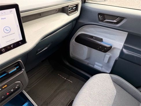 Used 2025 Ford Maverick XLT w/ Equipment Group 301A image 14