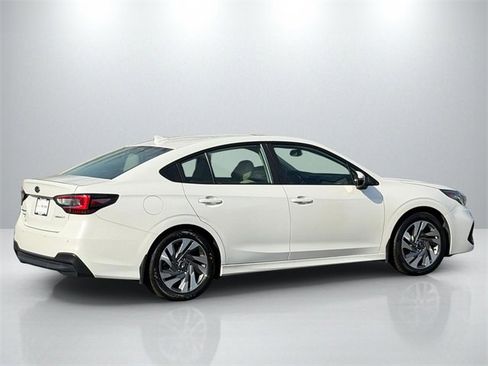 Used 2024 Subaru Legacy Limited image 7