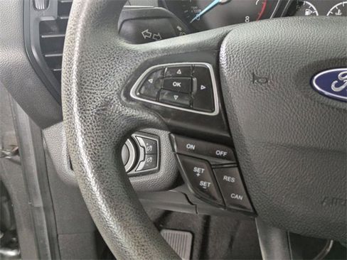 Used 2019 Ford Escape SE image 17