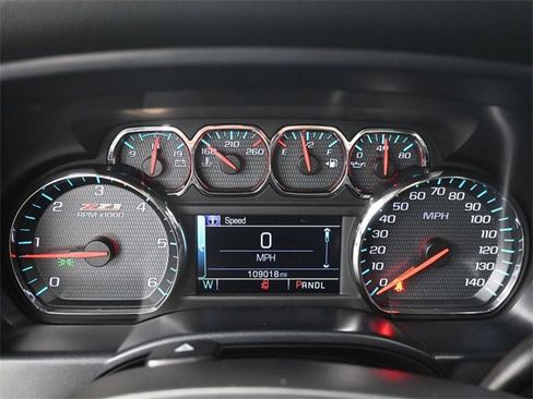 Used 2018 Chevrolet Silverado 1500 LT w/ All Star Edition image 25