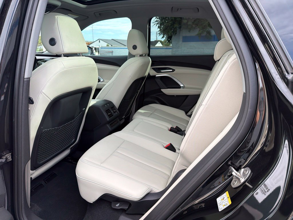 Used 2025 Audi Q5 Premium AWD/4WD image 19