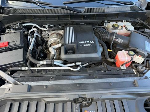 Used 2021 Chevrolet Silverado 1500 LT w/ All Star Edition Plus image 27