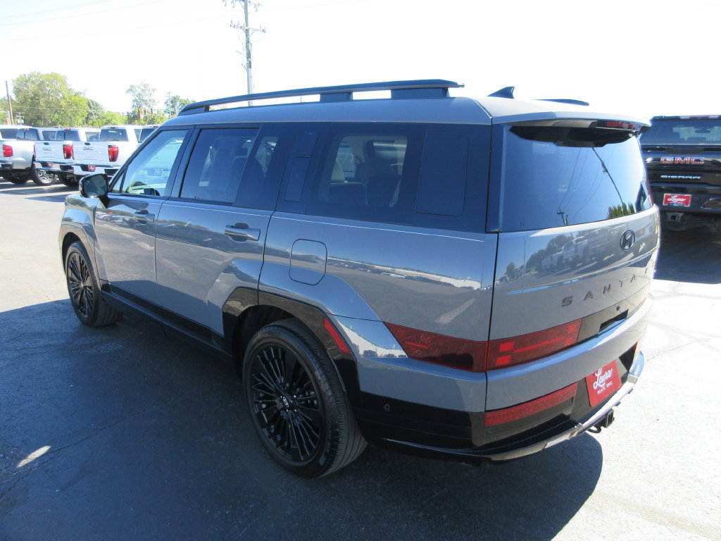 Used 2024 Hyundai Santa Fe Calligraphy AWD/4WD image 9