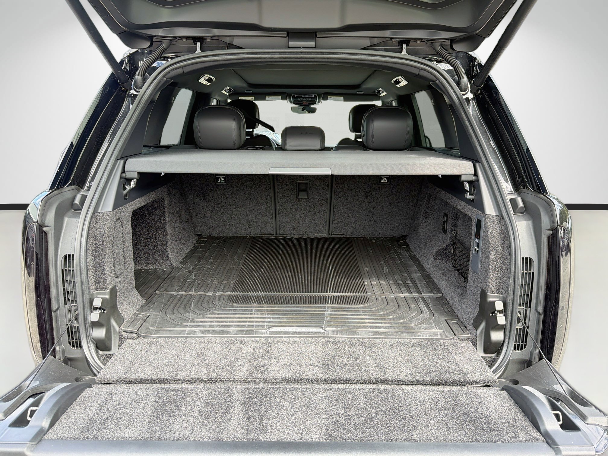 New 2027 Land Rover Range Rover SE AWD/4WD image 12
