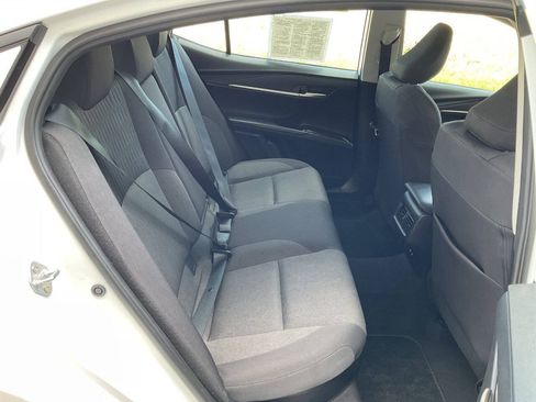 Used 2025 Toyota Camry LE FWD image 37