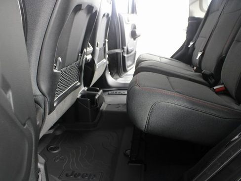 New 2026 Jeep Wrangler Unlimited Rubicon image 16