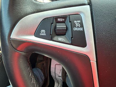 Used 2015 Chevrolet Equinox LT w/ Driver Convenience Package AWD/4WD image 18
