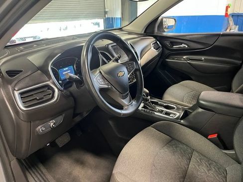 Used 2024 Chevrolet Equinox LT FWD image 22