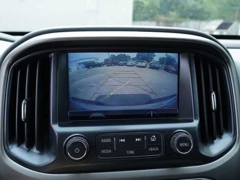 Used 2018 Chevrolet Colorado Z71 AWD/4WD image 41