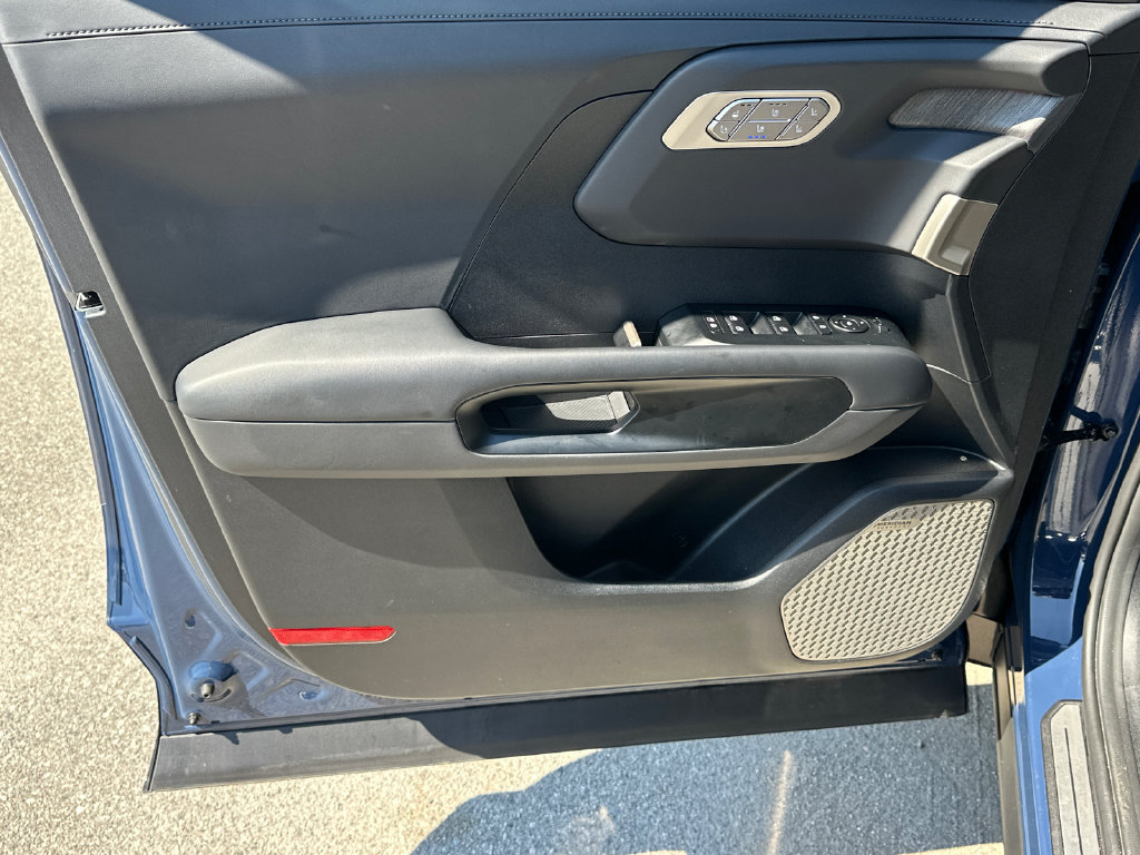 Certified 2027 Kia Telluride SX Prestige AWD/4WD image 10
