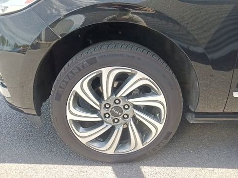 Used 2024 Lincoln Navigator Reserve AWD/4WD image 10