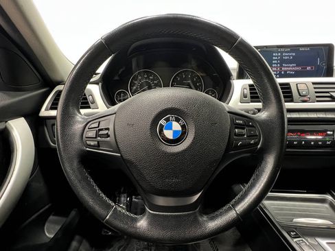 Used 2013 BMW 328i xDrive Sedan AWD/4WD image 22