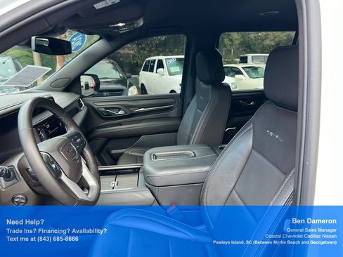 Used 2024 GMC Yukon Denali AWD/4WD image 9