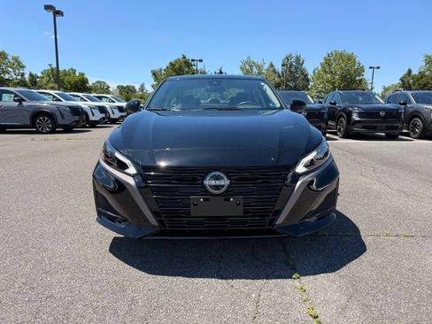 New 2026 Nissan Altima 2.5 SV w/ SV Special Edition Package FWD image 3