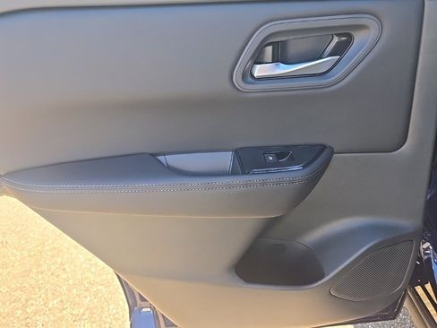 New 2026 Nissan Rogue SV image 32