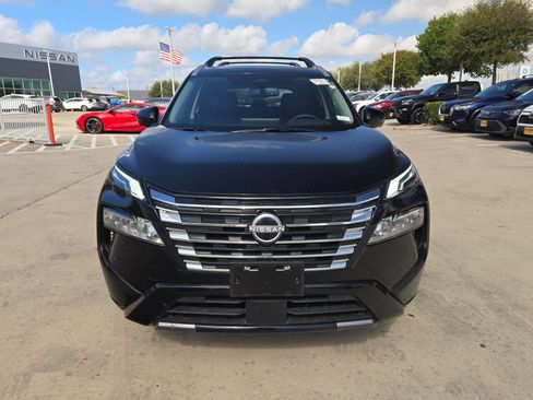 Used 2026 Nissan Rogue Platinum w/ Platinum Premium Package AWD/4WD image 8