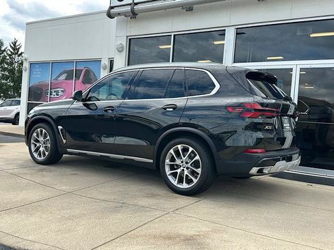 Used 2024 BMW X5 xDrive40i w/ Premium Package AWD/4WD image 7
