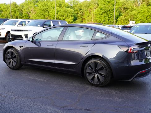 Used 2026 Tesla Model 3 RWD image 8