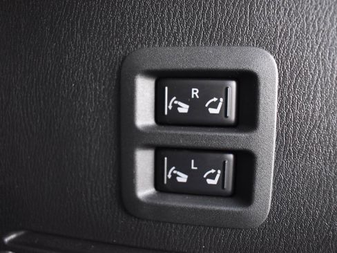 Certified 2024 Nissan Armada Platinum w/ Captain's Chairs Package image 49