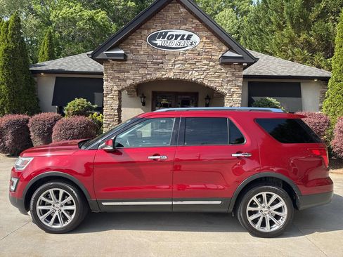Used 2017 Ford Explorer Limited AWD/4WD image 1