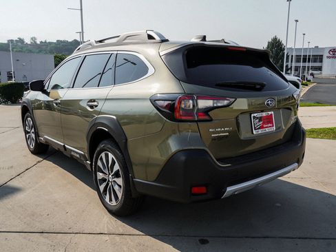 Used 2025 Subaru Outback Touring XT w/ Popular Package #2 AWD/4WD image 6