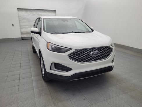 Used 2024 Ford Edge SEL image 14