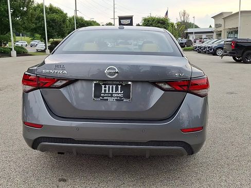 Used 2023 Nissan Sentra SV w/ SV Premium Package FWD image 7