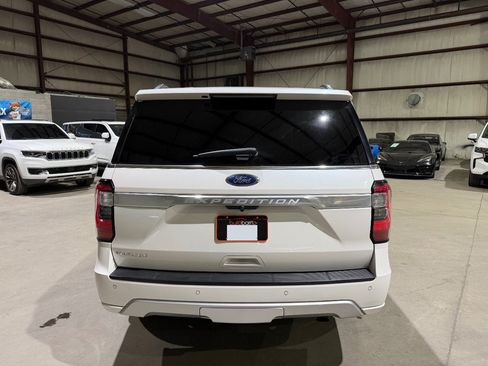 Used 2018 Ford Expedition Platinum RWD image 6