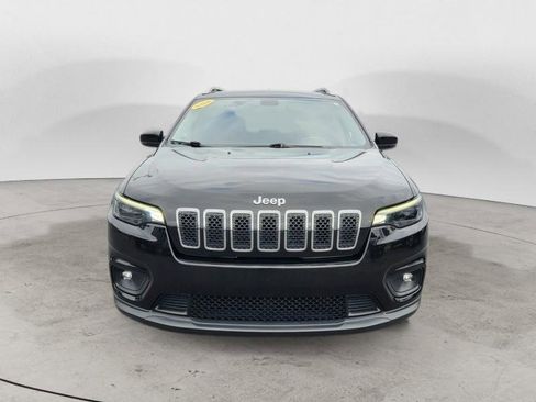 Used 2019 Jeep Cherokee Latitude Plus FWD image 5