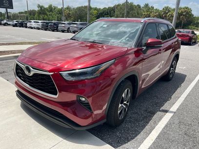 Used 2021 Toyota Highlander XLE