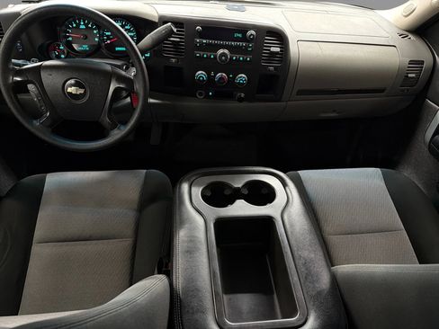 Used 2009 Chevrolet Silverado 1500 LS image 36