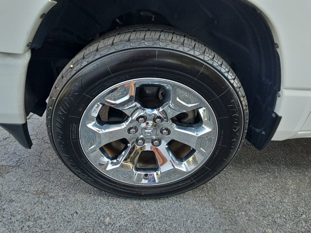 Used 2022 RAM 1500 Big Horn AWD/4WD image 33