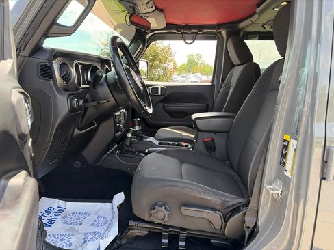 Used 2021 Jeep Wrangler Unlimited Sport AWD/4WD image 42