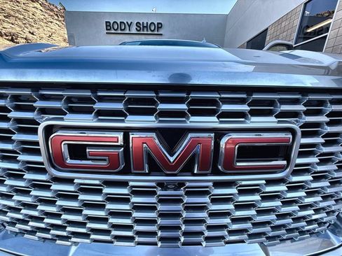 Used 2023 GMC Yukon Denali w/ Denali Reserve Package AWD/4WD image 24