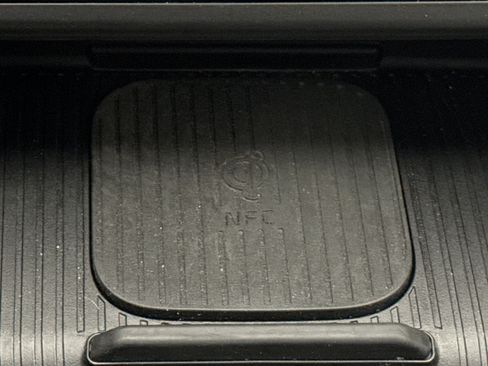 Used 2024 Hyundai Kona Limited image 18