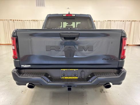 New 2026 RAM 1500 Express AWD/4WD image 7
