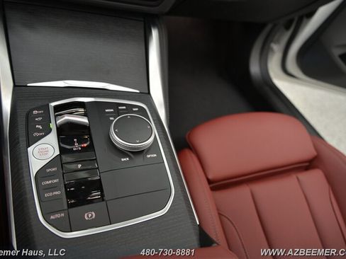 Used 2025 BMW M240i Coupe w/ Premium Package image 33