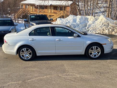 Used 2009 Ford Fusion SEL image 5