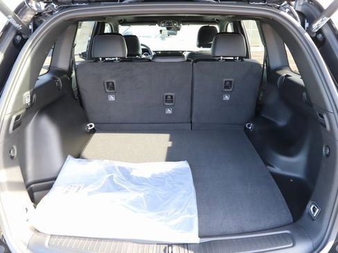 New 2025 Jeep Grand Cherokee Altitude image 7