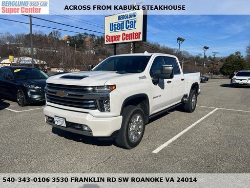 Used 2022 Chevrolet Silverado 2500 High Country w/ Safety Package II image 1